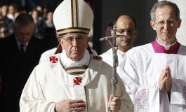 Pope calls for prayers for West, Texas