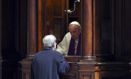 Don't be afraid to go to confession, pope says