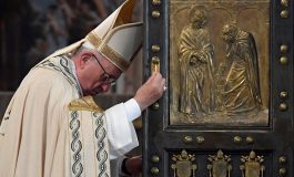Proclaim Christ the king of mercy, pope says