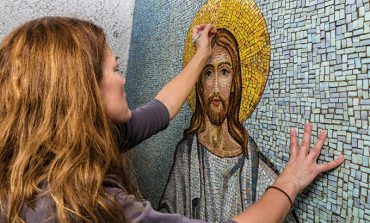 Mosaic project breathes new life into ‘Risen Christ’