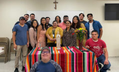Cuatro décadas cultivando  la fe de los jóvenes hispanos
