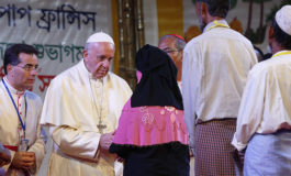 Defend God's image by defending the Rohingya, pope urges