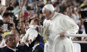 Powerful nations protect all life, pope says in Japan