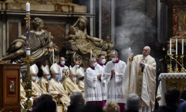 Easter season is time to seek the risen Lord, experience joy, pope says