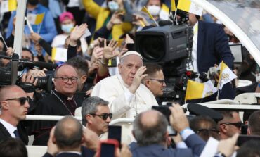 Mercy, love dispel hypocritical religiosity, pope says in Malta