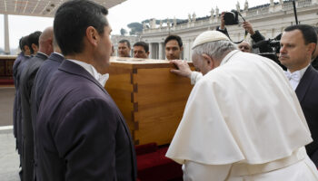 At funeral, Pope Francis remembers Benedict's 'wisdom, tenderness, devotion'