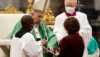 Pope to confer ministries of lector, catechist at Mass Jan. 22