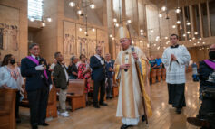 At Mass to honor all immigrants, archbishop challenges leaders on immigration reform
